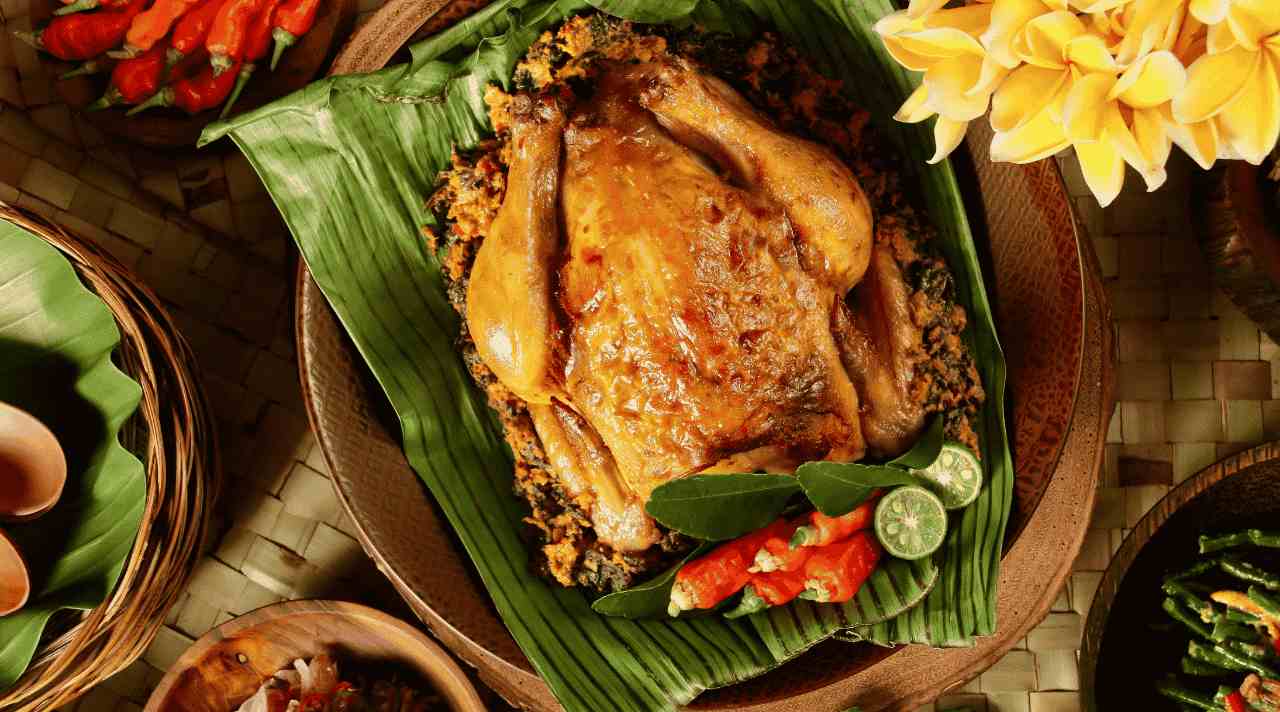 Ayam Betutu, Warisan Kuliner Bali yang Wajib Kamu Coba