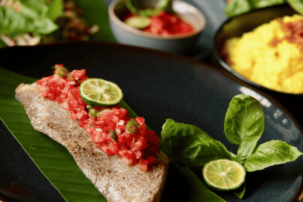 Cara Membuat Sambal Dabu-Dabu Segar untuk Ikan Bakar