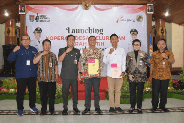 Dukungan Penuh dari Pemerintah dan Lembaga Keuangan