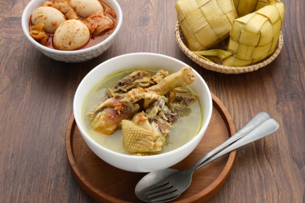 Opor Ayam Lebaran Selalu Jadi Menu Wajib