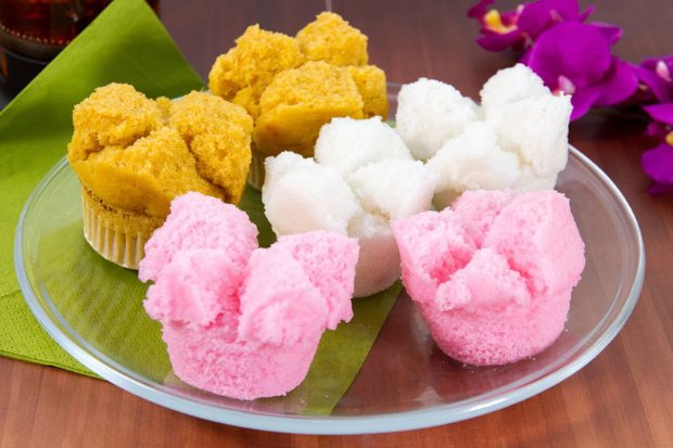 Cara membuat kue mangkuk mekar
