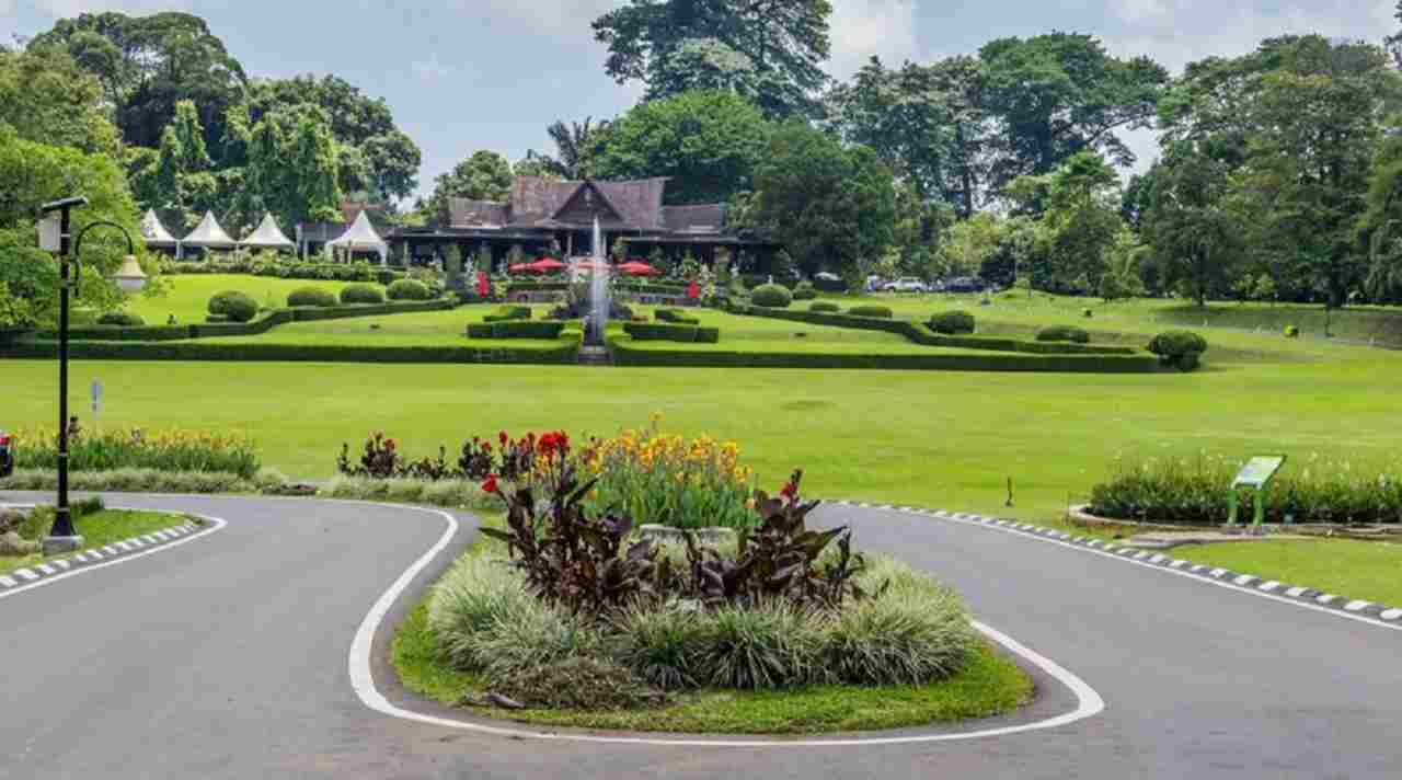 Kebun Raya Bogor, Wisata Alam dan Edukasi yang Wajib Dikunjungi