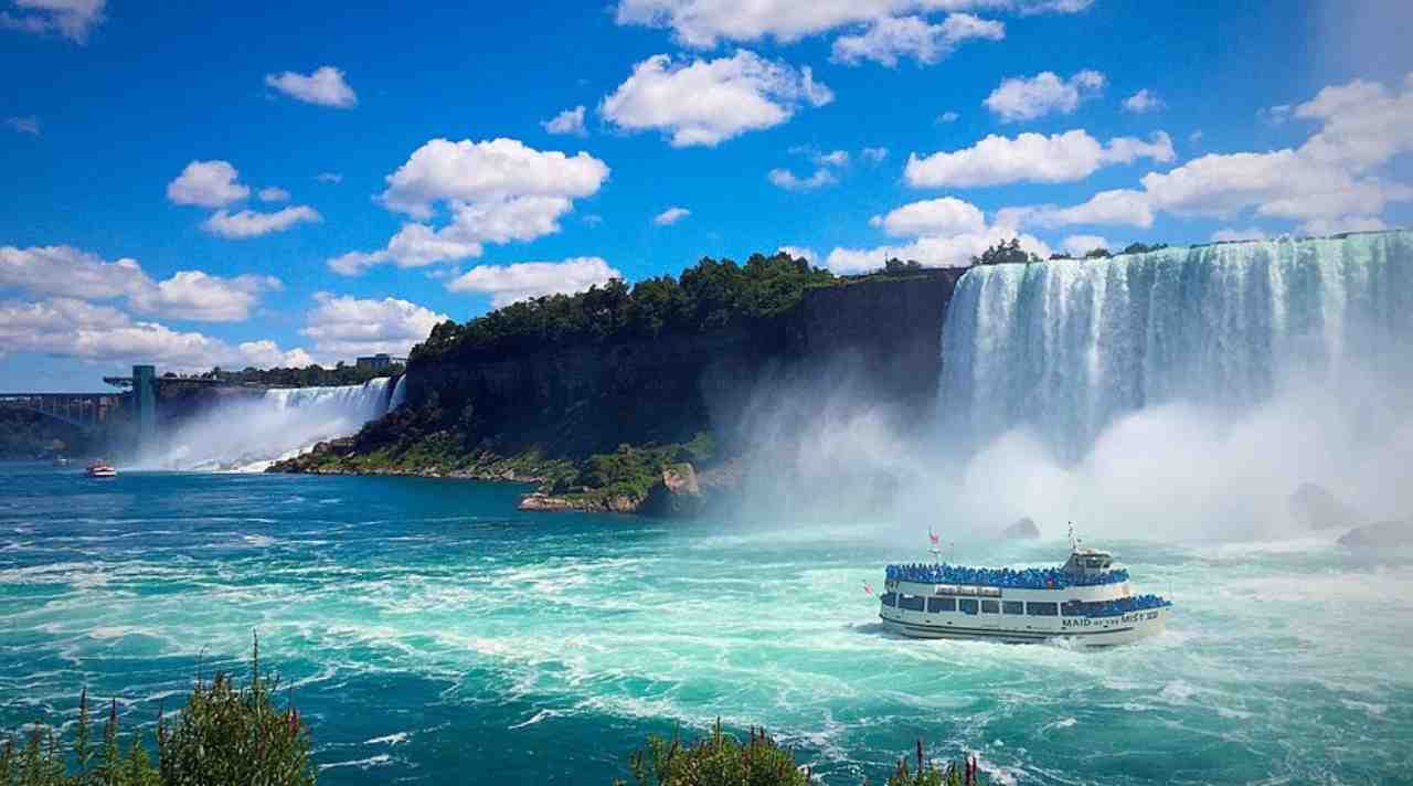 Pesona Keindahan Niagara Falls Kanada yang Selalu Memikat Hati