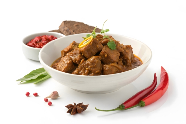 Kenikmatan Rendang yang Tak Pernah Lekang Oleh Waktu