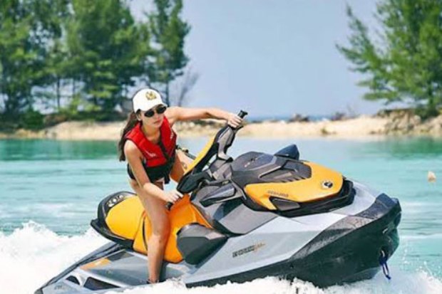 Keuntungan usaha sewa jetski di pantai saat musim liburan