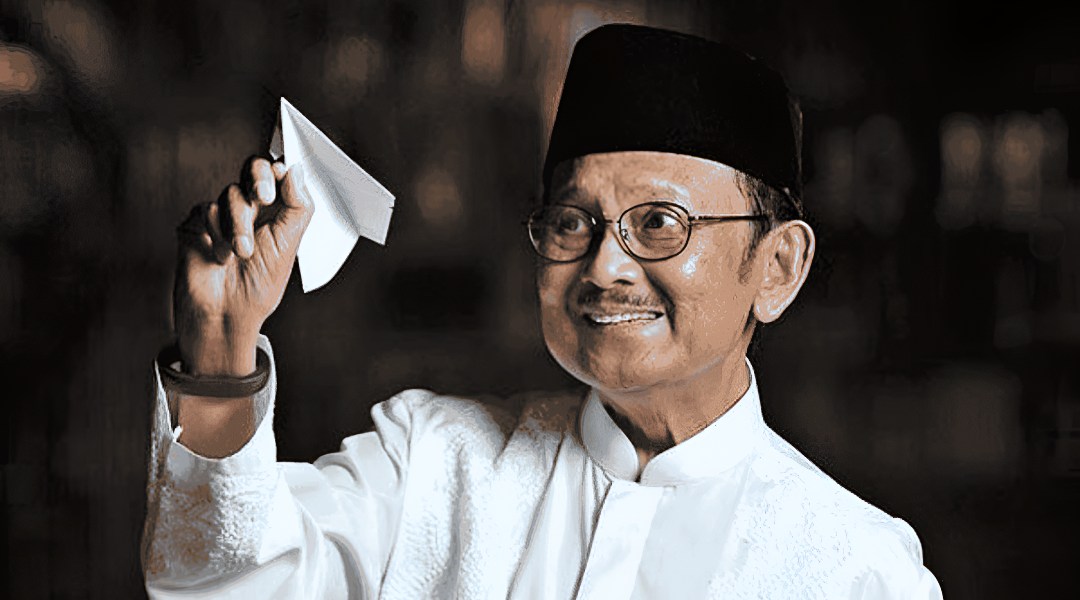 BJ Habibie, Sosok Inspiratif di Balik Kemajuan Indonesia