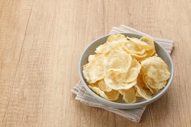 Cara Membuat Emping Secara Tradisional